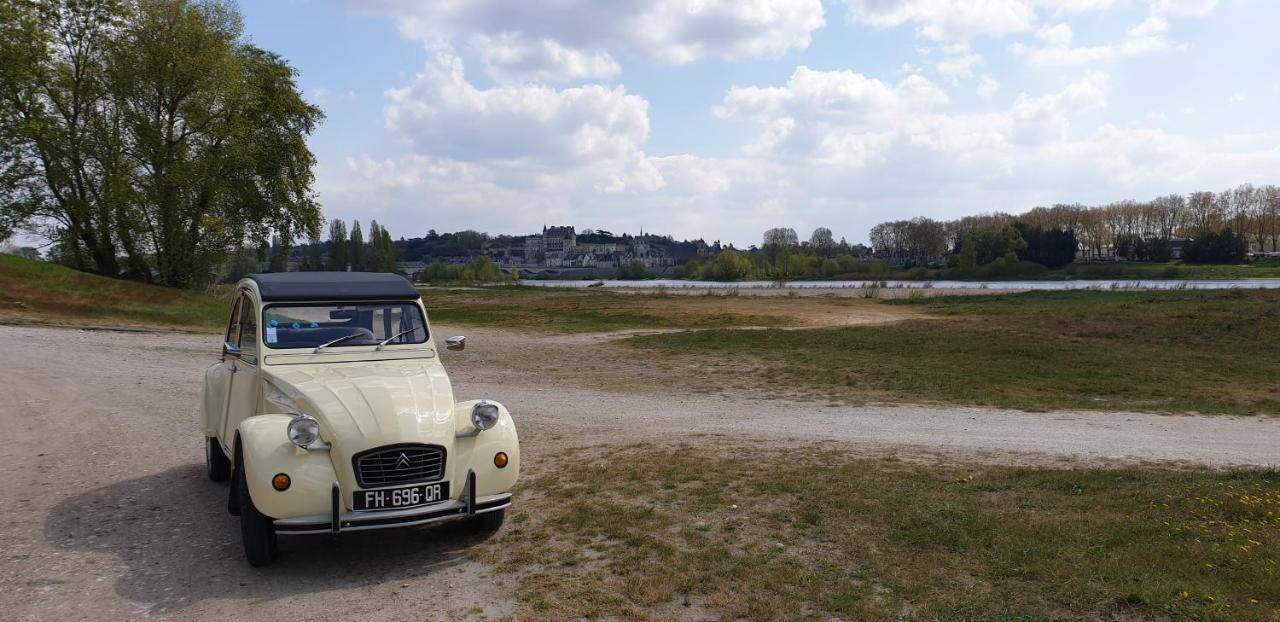 Вилла Au Fil De La Loire Вувре Экстерьер фото